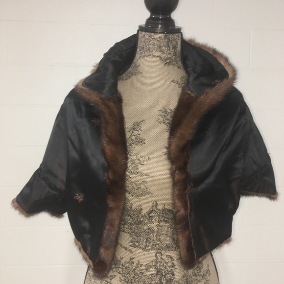 Vintage Brown Fur Stole - Picture 14 of 17